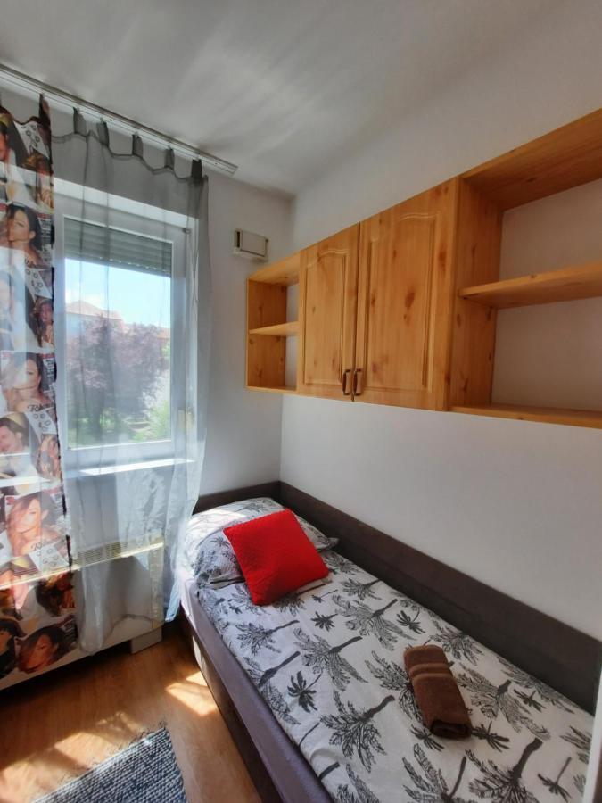 Ferienwohnung Crazy Frog Gambrinusz Ii. Hajdúszoboszló Exterior foto