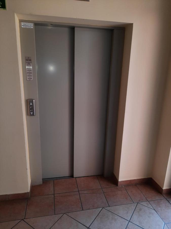 Ferienwohnung Crazy Frog Gambrinusz Ii. Hajdúszoboszló Exterior foto