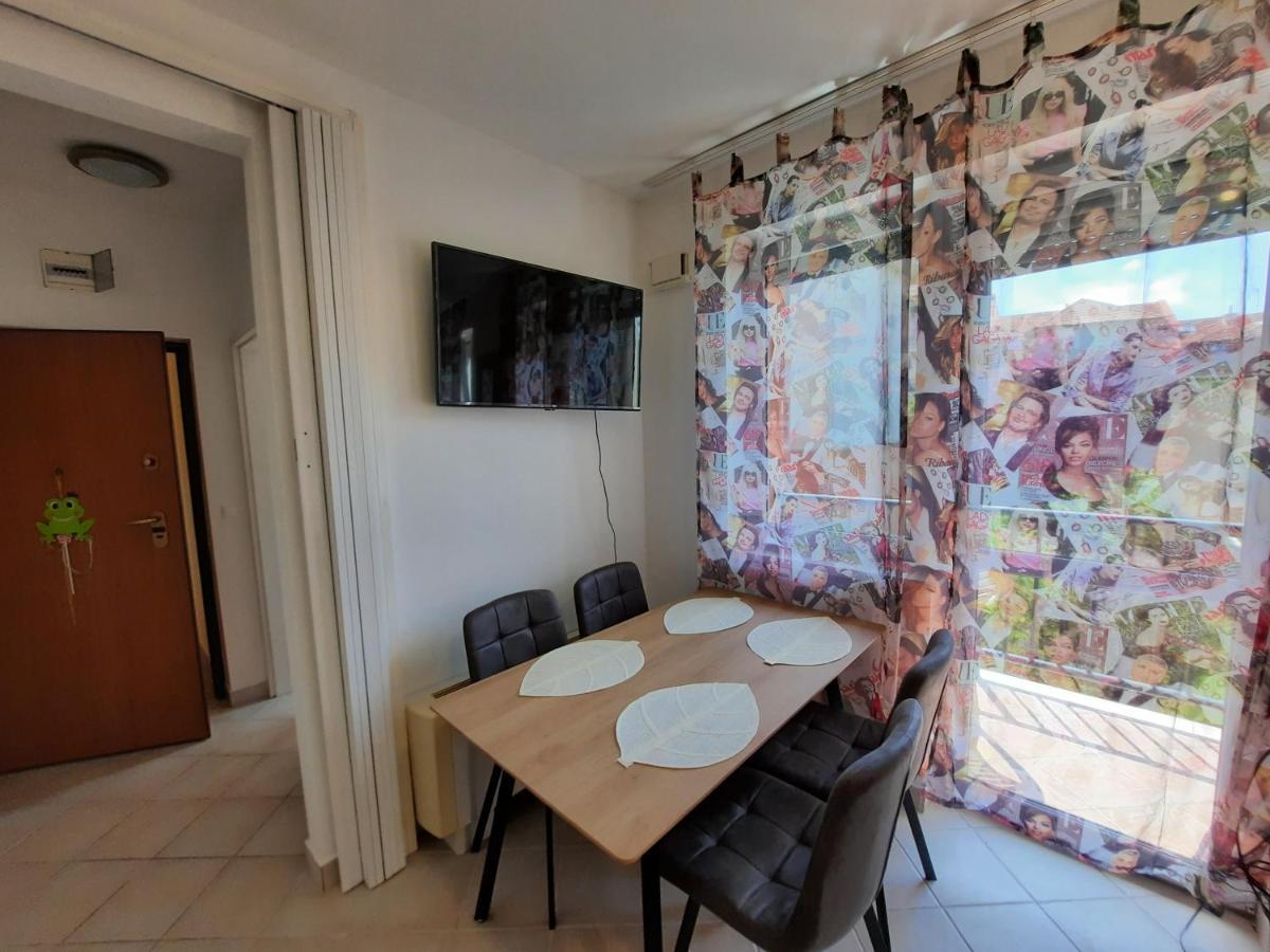 Ferienwohnung Crazy Frog Gambrinusz Ii. Hajdúszoboszló Exterior foto